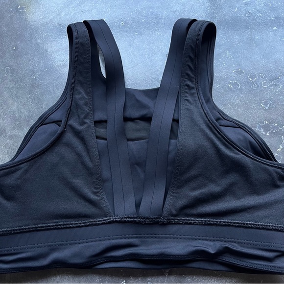 Lululemon Run The Day Bra
Black - Picture 10 of 12